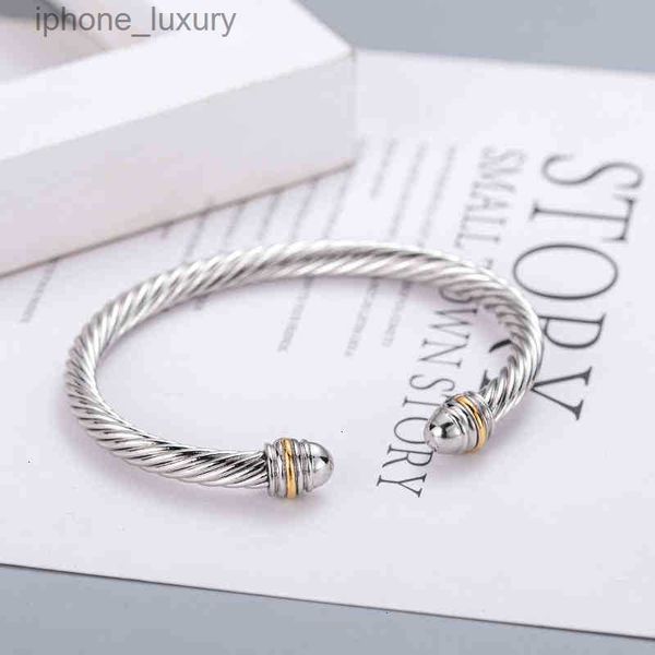 Bracelet Dy Luxury Designer Twisted Pearl Head Women Fashion Versatile Twist Bracelets Jewelry Platinum Plated Wedding Gifts 5MM DY jewelry accessories gifts 7H4O
Bracelet Dy Luxury Designer Twisted Pearl Head Women Fashion Versatile Twist Bracelets Jewelry Platinum Plated Wedding Gifts 5MM DY jewelry accessories gifts 7H4O