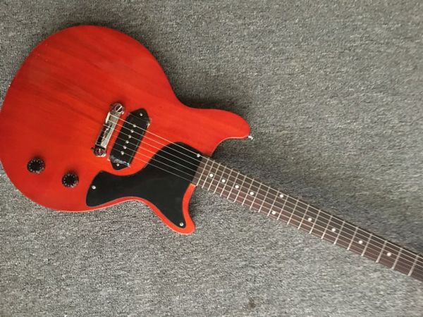 1958 junior double cut reissue electric guitar red color wrap around tailpiece mahogany body rosewood fingerboard ship
1958 junior double cut reissue electric guitar red color wrap around tailpiece mahogany body rosewood fingerboard ship