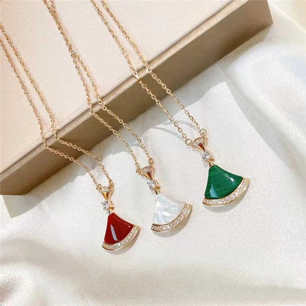 fashion luxury designer fan necklace diamond white pink green chalcedony small skirt women's elegant jewelry women's valentine, Black
fashion luxury designer fan necklace diamond white pink green chalcedony small skirt women's elegant jewelry women's valentine, Black