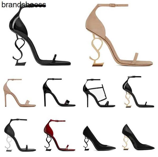 2023 designer high heels sandals women dress shoes patent leather pumps triple black nuede red sandal party wedding office slippers with box
2023 designer high heels sandals women dress shoes patent leather pumps triple black nuede red sandal party wedding office slippers with box