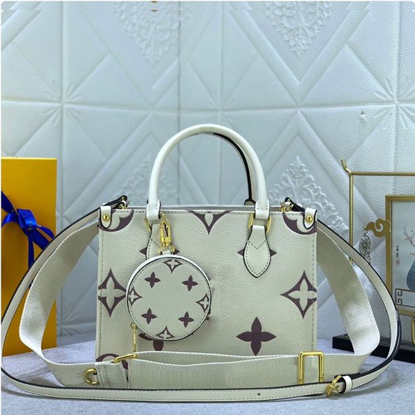 luxury women's handbag leather tote bag crossbody bag with double straps plus small coin purse 2023 fashion mini star the same model em
luxury women's handbag leather tote bag crossbody bag with double straps plus small coin purse 2023 fashion mini star the same model em