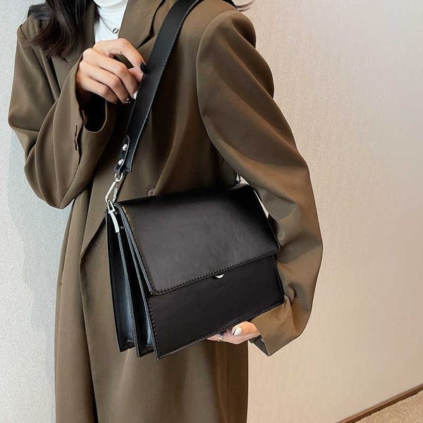 smiple style fashion flap crossbody for women latest trend designer classic handbags and purses small shoulder bag 230308
smiple style fashion flap crossbody for women latest trend designer classic handbags and purses small shoulder bag 230308