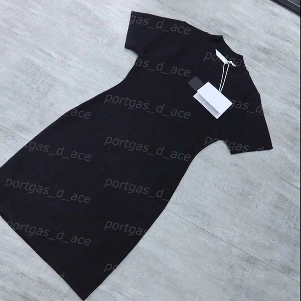 casual dresses luxury designer knit brand womens t shirt black hip cover short sleeve turtleneck knitted 18l3, Black;gray
casual dresses luxury designer knit brand womens t shirt black hip cover short sleeve turtleneck knitted 18l3, Black;gray