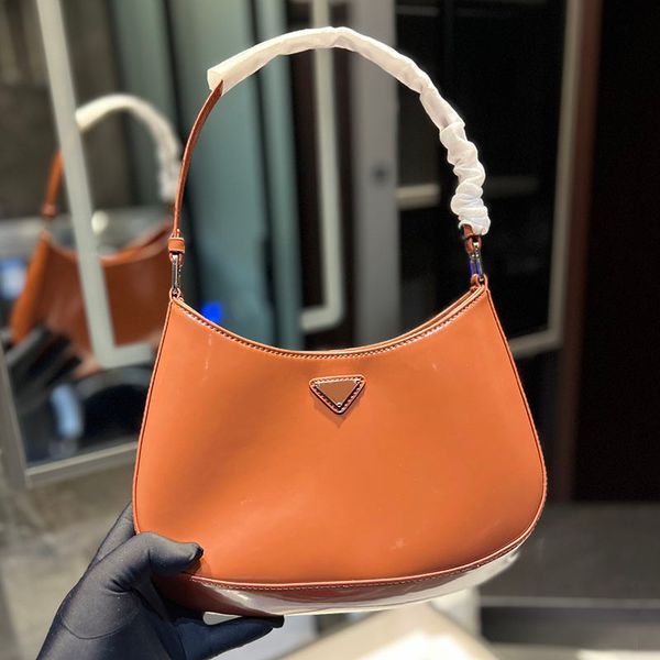 hobo shoulder underarm bag cross body bags genuine leather shopping women handbags triangle metalmessenger pouch handbag purse fashion lette
hobo shoulder underarm bag cross body bags genuine leather shopping women handbags triangle metalmessenger pouch handbag purse fashion lette