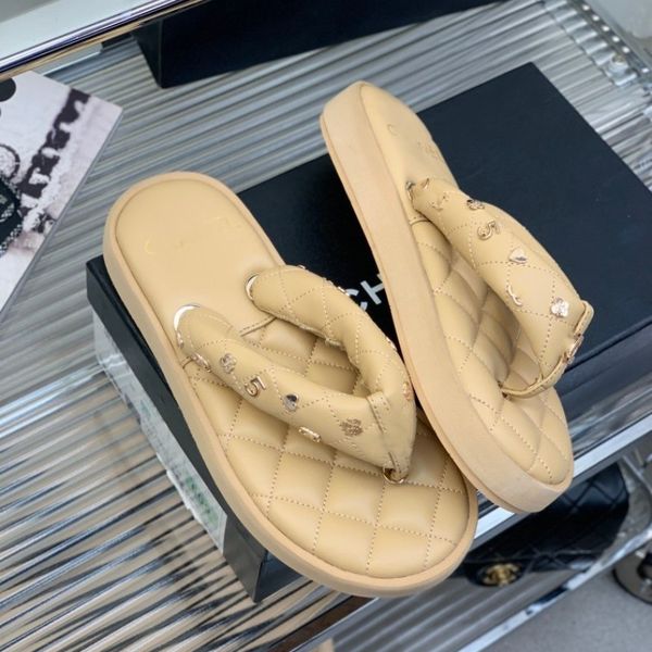 designer platform slippers quilted beige black thong sandal padded mule puffer slides women paris fashion flip flops calfskin check plaid pi
designer platform slippers quilted beige black thong sandal padded mule puffer slides women paris fashion flip flops calfskin check plaid pi