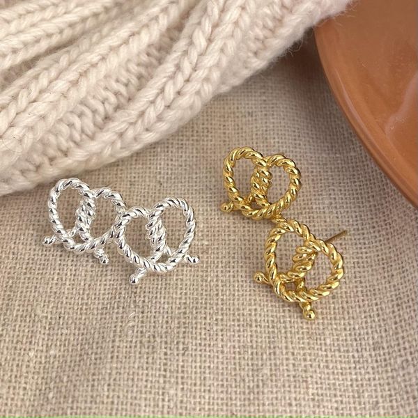 925 silver designer earring womens love heart stud love earrings for women girls rose gold classic diamond jewelry black fashion wedding gif, Golden;silver
925 silver designer earring womens love heart stud love earrings for women girls rose gold classic diamond jewelry black fashion wedding gif, Golden;silver
