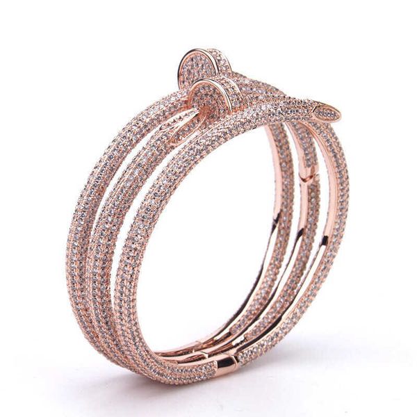 designer bracelet carti bangle jewelry style fashion bracelet women's small fresh micro zircon full diamond shaped, Black
designer bracelet carti bangle jewelry style fashion bracelet women's small fresh micro zircon full diamond shaped, Black