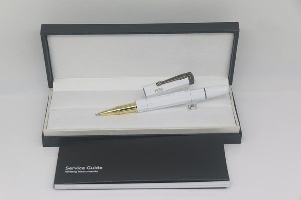 Luxury Egyptian Series 6 style solid color Roller pen vintage gold/silver trim with numbered office school supplies the perfect gift
Luxury Egyptian Series 6 style solid color Roller pen vintage gold/silver trim with numbered office school supplies the perfect gift