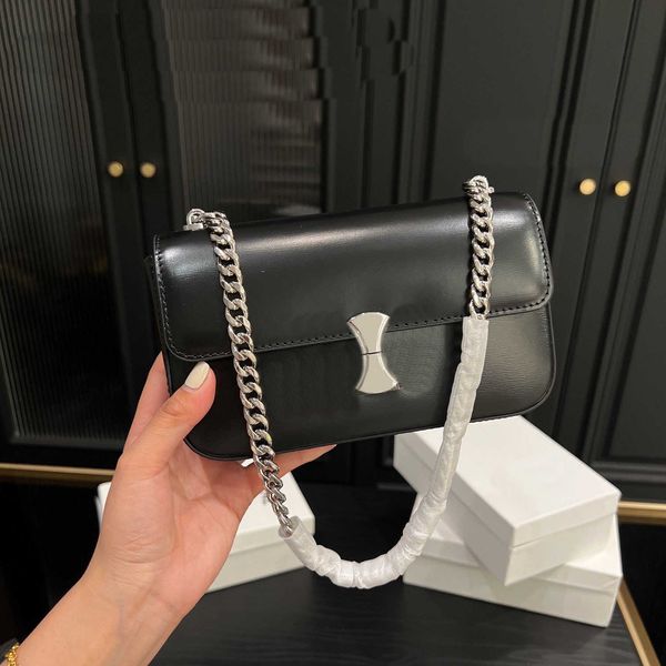designer bags women chain baguette luxurys handbag shoulder bags leather designers crossbody bag female underarm purses 230318
designer bags women chain baguette luxurys handbag shoulder bags leather designers crossbody bag female underarm purses 230318