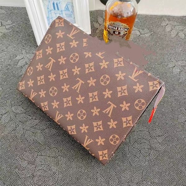 women hand bag leather cosmetic bags waterproof for woman travel toiletry pouch protection ladies makeup clutch lady cases
women hand bag leather cosmetic bags waterproof for woman travel toiletry pouch protection ladies makeup clutch lady cases