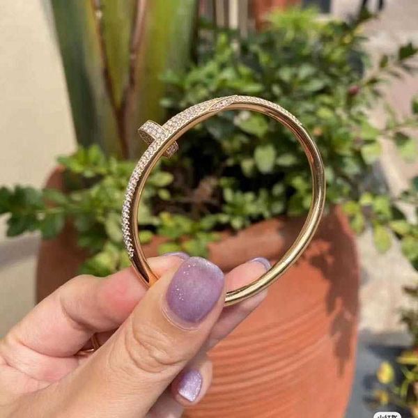 designer bracelet carti bangle jewelry design gold bracelet red light luxury flash full diamond children's summer, Black
designer bracelet carti bangle jewelry design gold bracelet red light luxury flash full diamond children's summer, Black