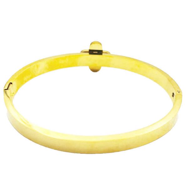 designer bangle jewelry designer new donkey's classic old flower leather bracelet l's four leaf grass pattern v-sticker leather br, Black
designer bangle jewelry designer new donkey's classic old flower leather bracelet l's four leaf grass pattern v-sticker leather br, Black