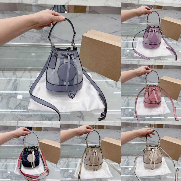 bucket bag wallet designer woman handbag drawstring bag handle luxury womens men leather tote shoulder bags fashion the buckets purse 230301
bucket bag wallet designer woman handbag drawstring bag handle luxury womens men leather tote shoulder bags fashion the buckets purse 230301