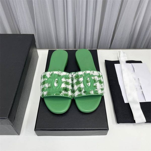 fashion slippers 2023 channel design summer men and women flat shoes thick sole leather rubber letter logo casual cartoon slippers 05-05, Black
fashion slippers 2023 channel design summer men and women flat shoes thick sole leather rubber letter logo casual cartoon slippers 05-05, Black