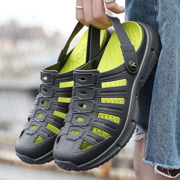 slippers summer men sandals outdoor male beach house lightweight men's clogs antislip detachable soft flats casual 2023 230331, Black
slippers summer men sandals outdoor male beach house lightweight men's clogs antislip detachable soft flats casual 2023 230331, Black