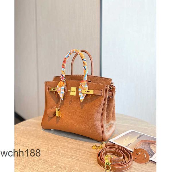 2023 burkin luxury bag cowhide high-quality designer bags women's golden birkins brown leather classic togo lvut
2023 burkin luxury bag cowhide high-quality designer bags women's golden birkins brown leather classic togo lvut
