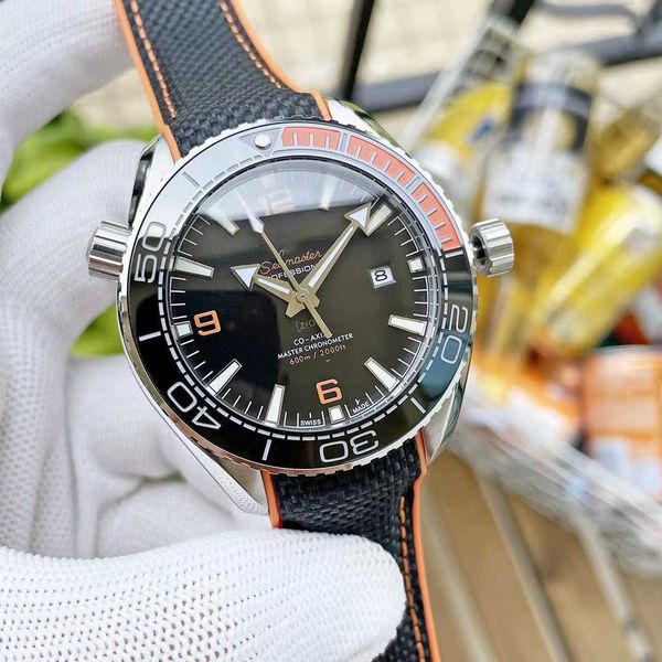 luxury watch for men 007 same haima haima men's rubber steel glow diving system mechanical watches, Slivery;brown
luxury watch for men 007 same haima haima men's rubber steel glow diving system mechanical watches, Slivery;brown