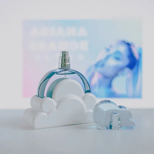 luxury design style perfume for woman blue perfume spray 100ml white cloud shape ariana eau de parfum charming grande lovely cartoon fragran
luxury design style perfume for woman blue perfume spray 100ml white cloud shape ariana eau de parfum charming grande lovely cartoon fragran