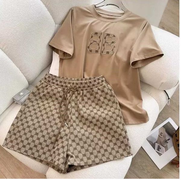 fashion womens tracksuits celebrity temperament short sleeve t-shirt women summer shorts holiday casual wear two-piece set5252, Gray
fashion womens tracksuits celebrity temperament short sleeve t-shirt women summer shorts holiday casual wear two-piece set5252, Gray