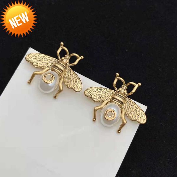 designer earrings brass material 925 silver needles anti-allergic bee luxury brand earring ladies weddings parties gifts exquisite jewelry, Golden;silver
designer earrings brass material 925 silver needles anti-allergic bee luxury brand earring ladies weddings parties gifts exquisite jewelry, Golden;silver