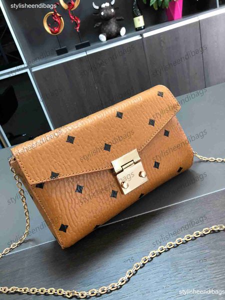 designer bags women handbags purses goldern chain shoulder clutch bags luxury designer original leather shopping crossbody bag tote stylishe
designer bags women handbags purses goldern chain shoulder clutch bags luxury designer original leather shopping crossbody bag tote stylishe