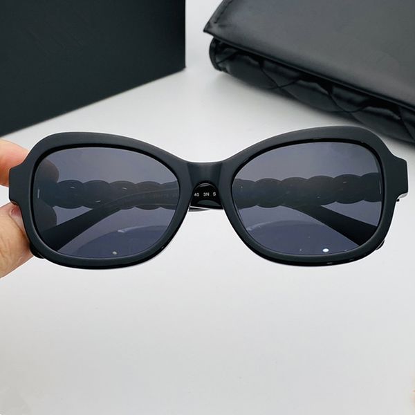 2023 luxury women butterfly sunglasses uv400 plank frame exqusite leather chain leg 55-18-140 gradient color lens goggles fullset design cas, White;black
2023 luxury women butterfly sunglasses uv400 plank frame exqusite leather chain leg 55-18-140 gradient color lens goggles fullset design cas, White;black