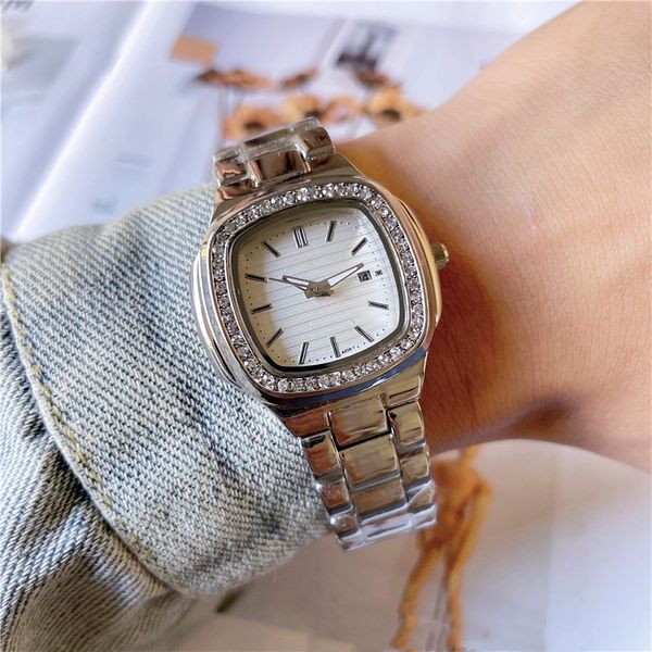 fashion couple watches are made of imported stainless steel quartz ladies elegant noble diamond table gifts couples, Slivery;brown
fashion couple watches are made of imported stainless steel quartz ladies elegant noble diamond table gifts couples, Slivery;brown