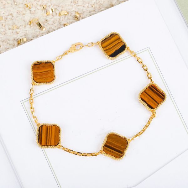 van clover bracelet woman charm bracelets four leaf clover designer van fashion luxury jewelry women chain bracelet 2023, Golden;silver
van clover bracelet woman charm bracelets four leaf clover designer van fashion luxury jewelry women chain bracelet 2023, Golden;silver