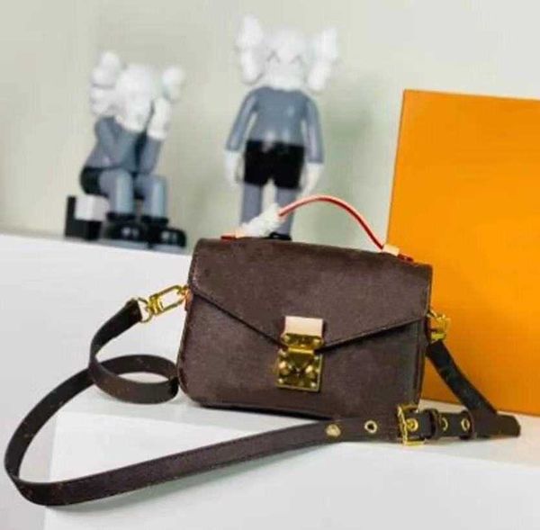 designer bag tote designer woman shoulder bags handbag bag women purse cross body flowers and letters classic fashion 001
designer bag tote designer woman shoulder bags handbag bag women purse cross body flowers and letters classic fashion 001