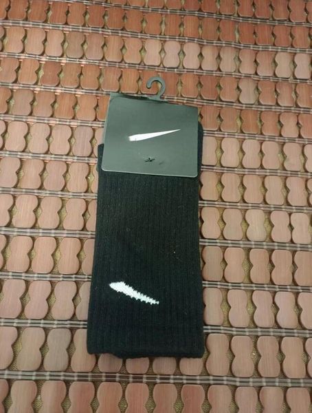 mens socks designer socks mens stockings women cotton allmatch classic ankle letter breathable black and white football basketball sports so
mens socks designer socks mens stockings women cotton allmatch classic ankle letter breathable black and white football basketball sports so