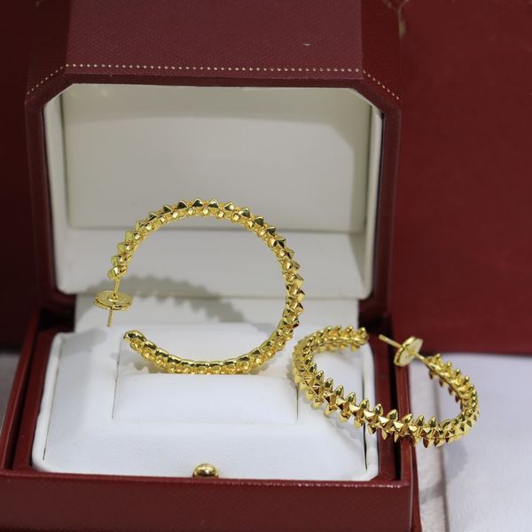 new trend jewelry, fashionable small earrings, women's high-end and versatile exquisite earrings, metal texture earrings, Silver
new trend jewelry, fashionable small earrings, women's high-end and versatile exquisite earrings, metal texture earrings, Silver