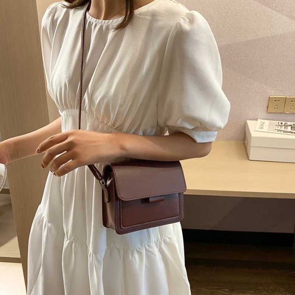 shopping bags retro fashion women's mini crossbody bags lightweight leather messenger flap shoulder bag purses and handbags for femele
shopping bags retro fashion women's mini crossbody bags lightweight leather messenger flap shoulder bag purses and handbags for femele