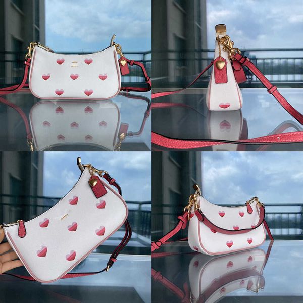 cbag evening bags shoulder handbag women mini tote white leather underarm bag fashion crossbody luxurys designers handbags purse love print
cbag evening bags shoulder handbag women mini tote white leather underarm bag fashion crossbody luxurys designers handbags purse love print