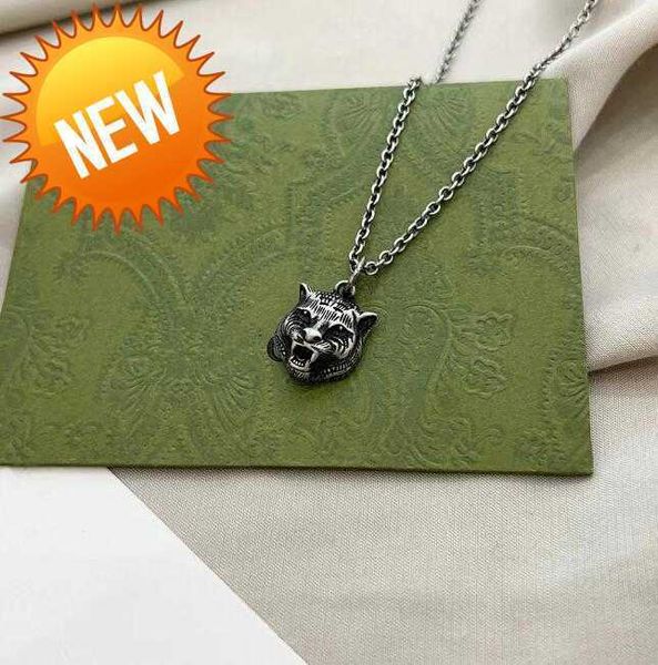 luxury 925 sterling silver choker necklace designer tiger jewelry cuban chain stainless steel double letter wolf pendants for men hip hop
luxury 925 sterling silver choker necklace designer tiger jewelry cuban chain stainless steel double letter wolf pendants for men hip hop