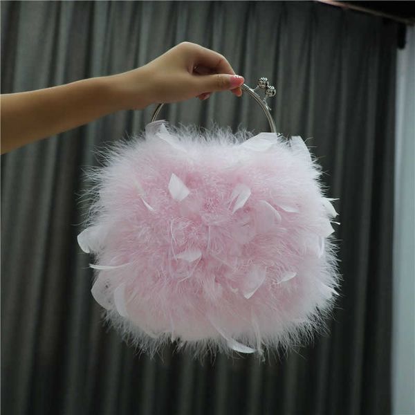 shoulder bags luxury ostrich feather party evening clutch 2023 women wedding purses and handbags round chain fashion designer 230426
shoulder bags luxury ostrich feather party evening clutch 2023 women wedding purses and handbags round chain fashion designer 230426