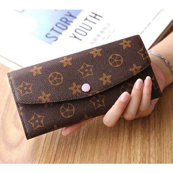 single zipper wallet the most stylish way to carry around money cards and coins men leather purse card holder long business women wallet 038, Red;black
single zipper wallet the most stylish way to carry around money cards and coins men leather purse card holder long business women wallet 038, Red;black