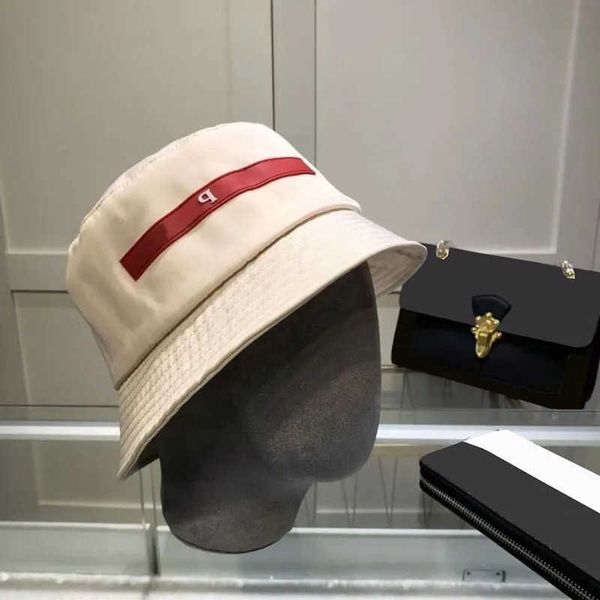 luxury designer bucket hat letter printing european american style travel sun cap, Blue;gray
luxury designer bucket hat letter printing european american style travel sun cap, Blue;gray