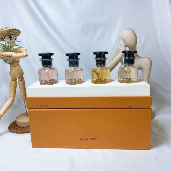 fragrance perfume set 10ml 7pcs rose/ etoile filante/ cceur battant/ attrape-reves/ matiere noire/ le jour se leve/ heures d'absence wi
fragrance perfume set 10ml 7pcs rose/ etoile filante/ cceur battant/ attrape-reves/ matiere noire/ le jour se leve/ heures d'absence wi