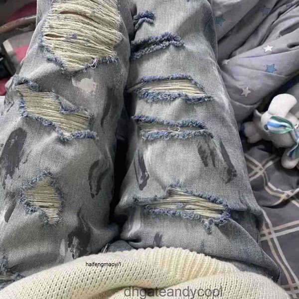 blue amirs denim jeans designer pants man light color wash old diamond splash-ink big damage bottom jeans men's high street trend slim
blue amirs denim jeans designer pants man light color wash old diamond splash-ink big damage bottom jeans men's high street trend slim