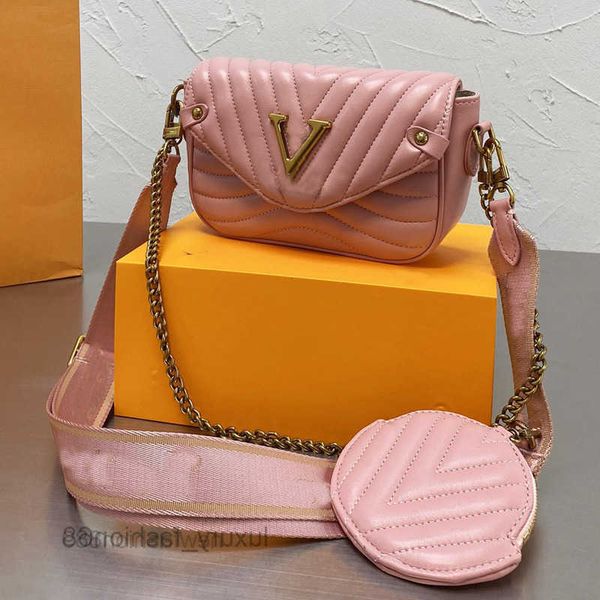 designer bag tote shoulder bags designer gold chain crobody bag women straddle flip shoulder handbag stripes leather small round zero wallet
designer bag tote shoulder bags designer gold chain crobody bag women straddle flip shoulder handbag stripes leather small round zero wallet