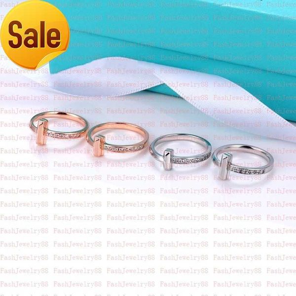 fashion luxury single row diamond silver love plain ring men and woman rose gold ring designer couple jewelry gift with box
fashion luxury single row diamond silver love plain ring men and woman rose gold ring designer couple jewelry gift with box