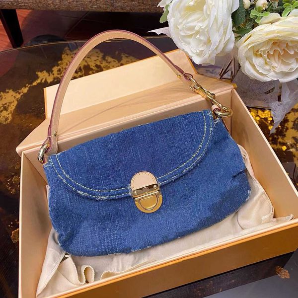 designer bag tote designer denim handbags purses large capacity shopping bag women totes travel new fashion shoulder bags crossbody canvas s
designer bag tote designer denim handbags purses large capacity shopping bag women totes travel new fashion shoulder bags crossbody canvas s