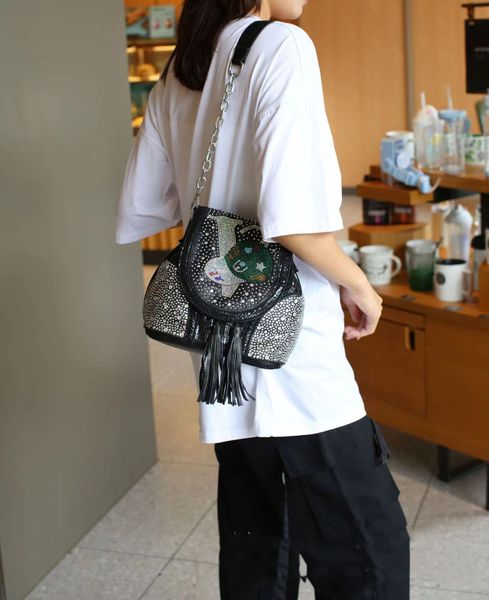 foreign hat diamond backpack new super fashion versatile backpack high-end casual travel bag
foreign hat diamond backpack new super fashion versatile backpack high-end casual travel bag