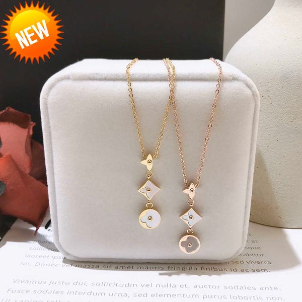 fashion women luxury designer necklace choker chain 18k gold plated rose gold plated stainless steel flower letter pendants statement jewelr, Silver
fashion women luxury designer necklace choker chain 18k gold plated rose gold plated stainless steel flower letter pendants statement jewelr, Silver