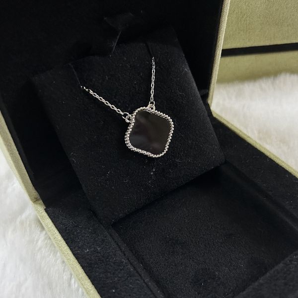 luxury woman pendant necklaces four leaf clover designer van necklace fashion jewelry women chokers necklace fger22ww, Silver
luxury woman pendant necklaces four leaf clover designer van necklace fashion jewelry women chokers necklace fger22ww, Silver