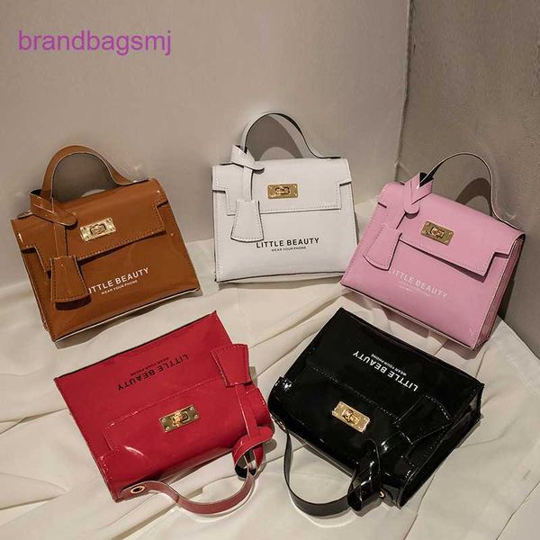 original designer handbags hermm baobao women's 2023 new korean summer kelys lock button single shoulder crossbody letter strap bag
original designer handbags hermm baobao women's 2023 new korean summer kelys lock button single shoulder crossbody letter strap bag