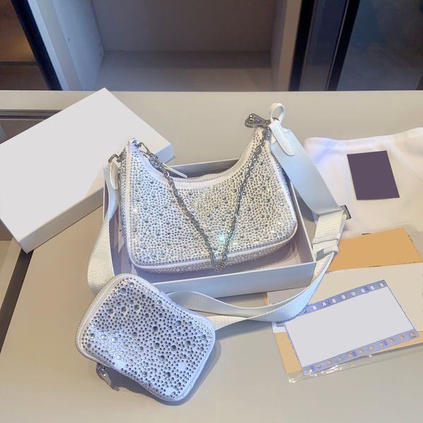 diamond crossbody bag with adjustable shoulder straps small shoulder bag suitable for shopping dating travel fashionable and stylish wear-re
diamond crossbody bag with adjustable shoulder straps small shoulder bag suitable for shopping dating travel fashionable and stylish wear-re