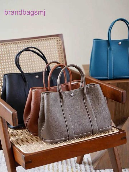 original designer handbags hermm bag 2023 new fashion genuine leather garden women's large capacity bucket one shoulder portable tote b
original designer handbags hermm bag 2023 new fashion genuine leather garden women's large capacity bucket one shoulder portable tote b
