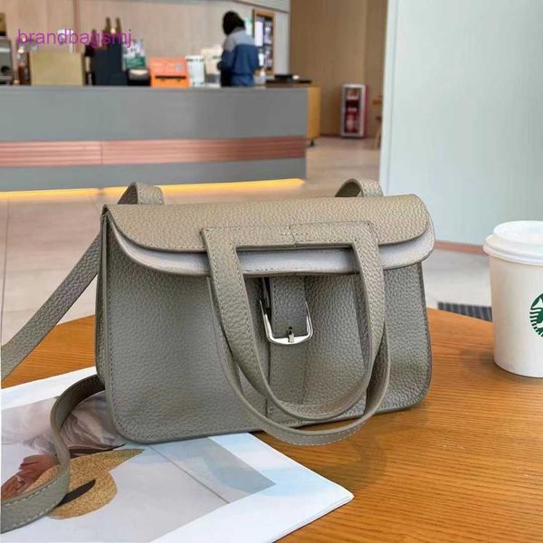 original designer handbags hermm ayer togo cowhide horseshoe singleshoulder crossbody portable real leather halzan kazan extremely diligent
original designer handbags hermm ayer togo cowhide horseshoe singleshoulder crossbody portable real leather halzan kazan extremely diligent