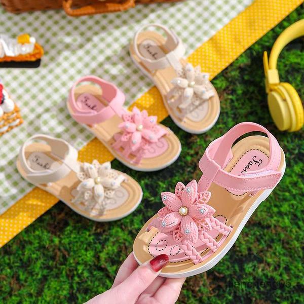 sandals summer children's girls fashion flower sandals pearl rhinestone breathable non-slip sandals beach soft kids open toe flat shoes, Black;red
sandals summer children's girls fashion flower sandals pearl rhinestone breathable non-slip sandals beach soft kids open toe flat shoes, Black;red